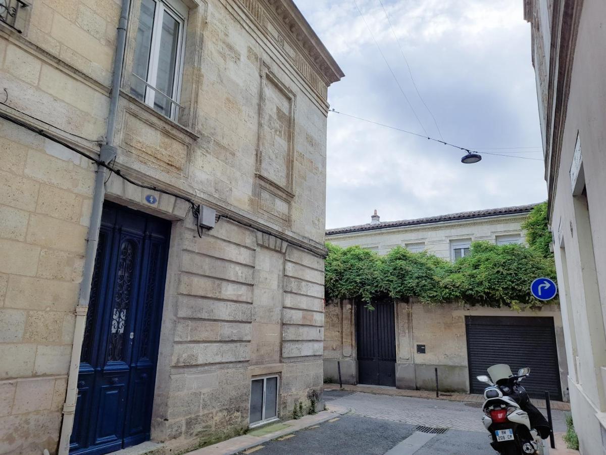 Duplex Lumineux Avec Bureau Separe Dans Le Centre Lejlighed Bordeaux Eksteriør billede